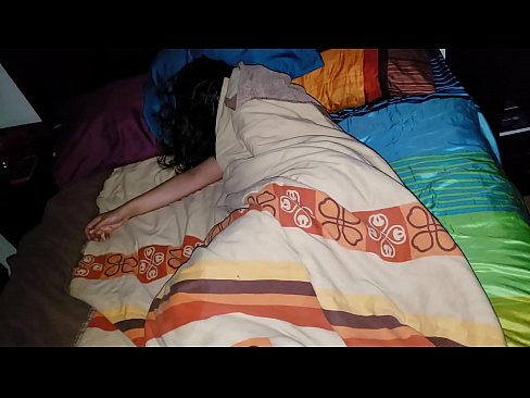 ❤️ सौतेनी आमा सुतेको बेला आफ्नी जवान सौतेनी आमालाई पिट्दै। गुदा भिडियो ne.pornburst.ru मा  ❤